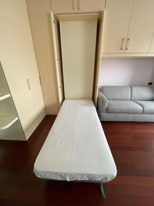 Appartement Navigli - 3 People Milan